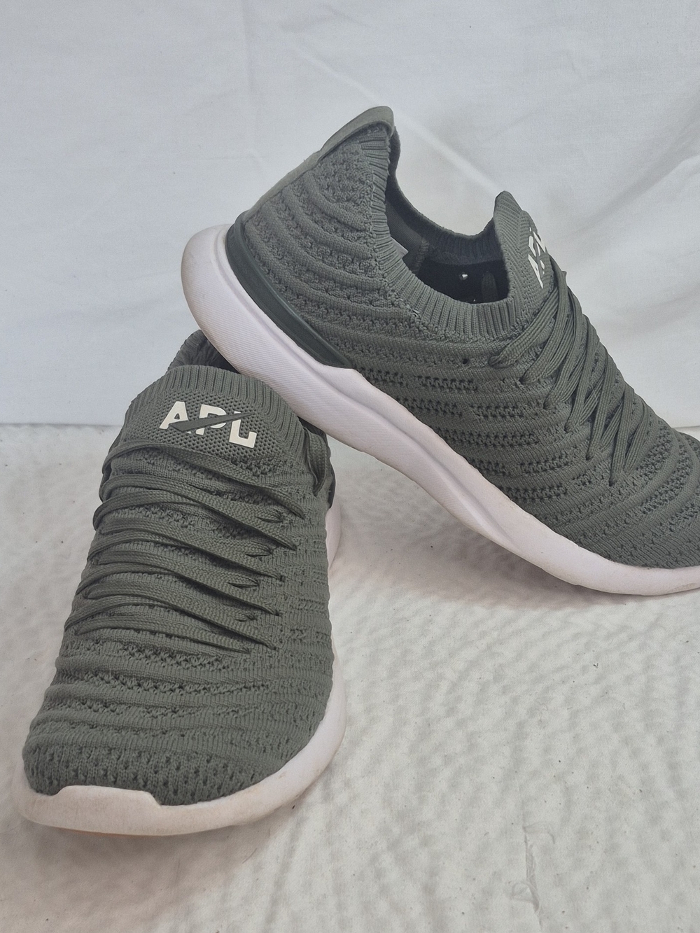 APL Techloom Wave W Men's Green/White Lace Up Low Top Running Sneakers 1221XC